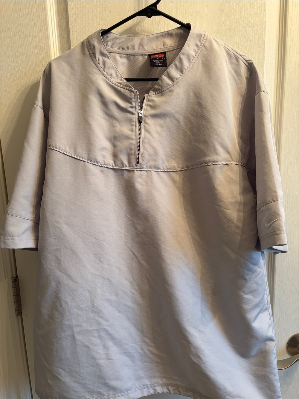 Nike Light Gray Quarter-Zip Short Sleeve Shirt Jacket